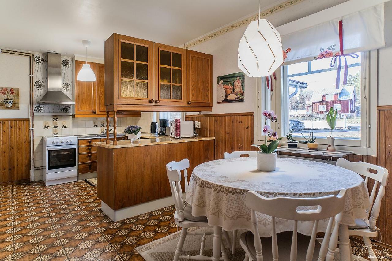 Westbay Inn Βάασα Εξωτερικό φωτογραφία