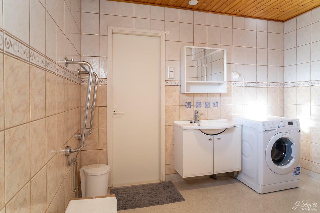 Westbay Inn Βάασα Εξωτερικό φωτογραφία