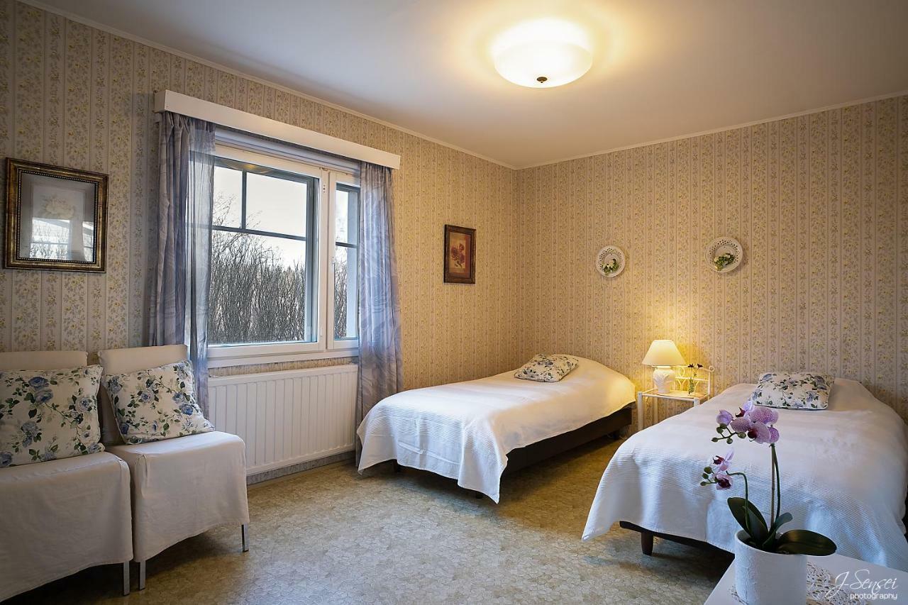 Westbay Inn Βάασα Εξωτερικό φωτογραφία
